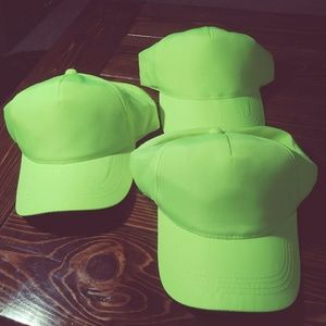 3 neon snapbacks